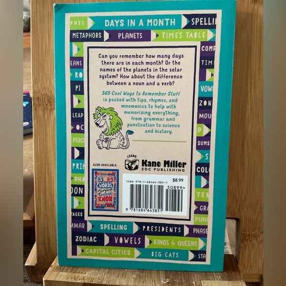 USBORNE 2 books, 100 Things to do and 365 ways.. please see description. - Picture 3 of 5